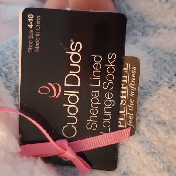 NWT CuddlDuds Slipper Socks - Picture 3 of 3